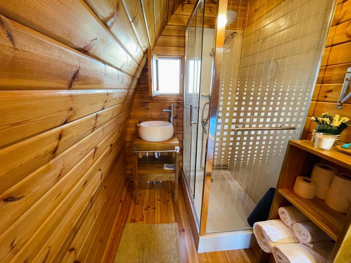 Country house Glamping Turquesa, Feel And Relax In A Wood House Corredoura